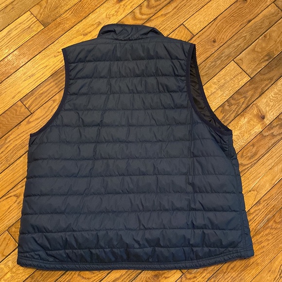 SOLD!! NWOT Women’s Carhartt Gilliam Vest - Picture 6 of 6